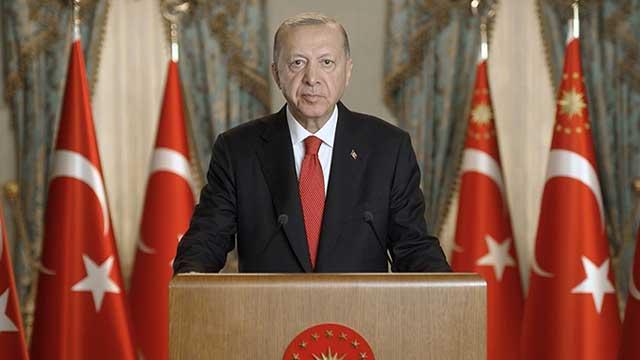 Cumhurbaşkanı Erdoğan: İlk düzenlemeden yararlanamayan emekli de 5 bin lira alacak